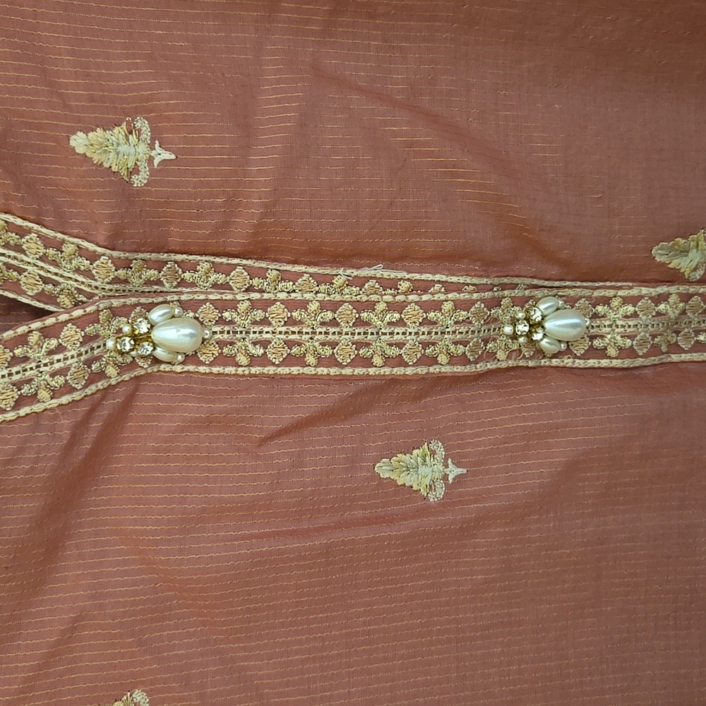 Elegant Pink Embroidered Women's Kurta - Picture 9 of 9